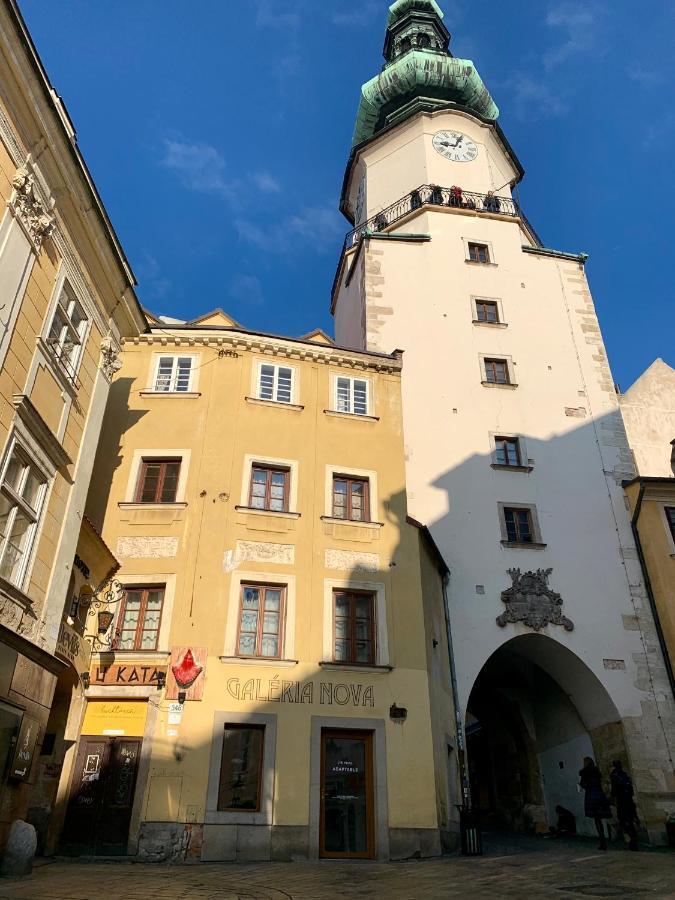 Bastova Apartment Братислава Екстериор снимка